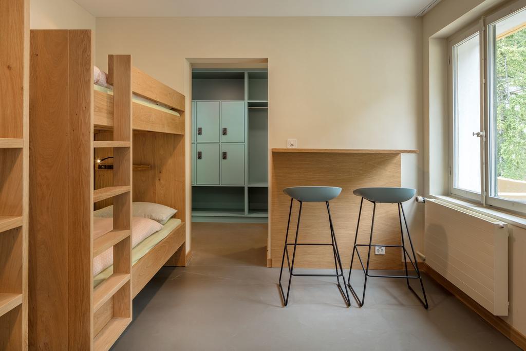 Hostel Youth *